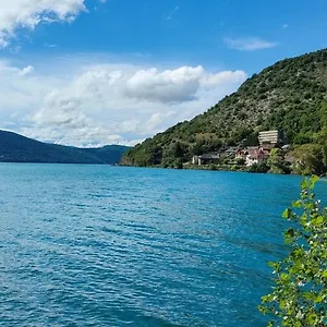 Hébergement de vacances Chez Rachel Et Karim, Chindrieux